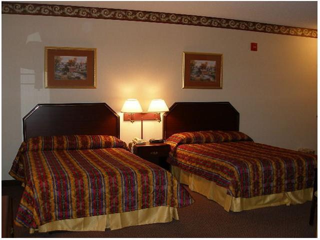 Super 8 By Wyndham Harrisburg Hershey North Hotel Kamer foto